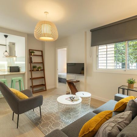 Charming Apartment With Private Patio At Plaza De Espana By Ocityzen Seville Exterior photo
