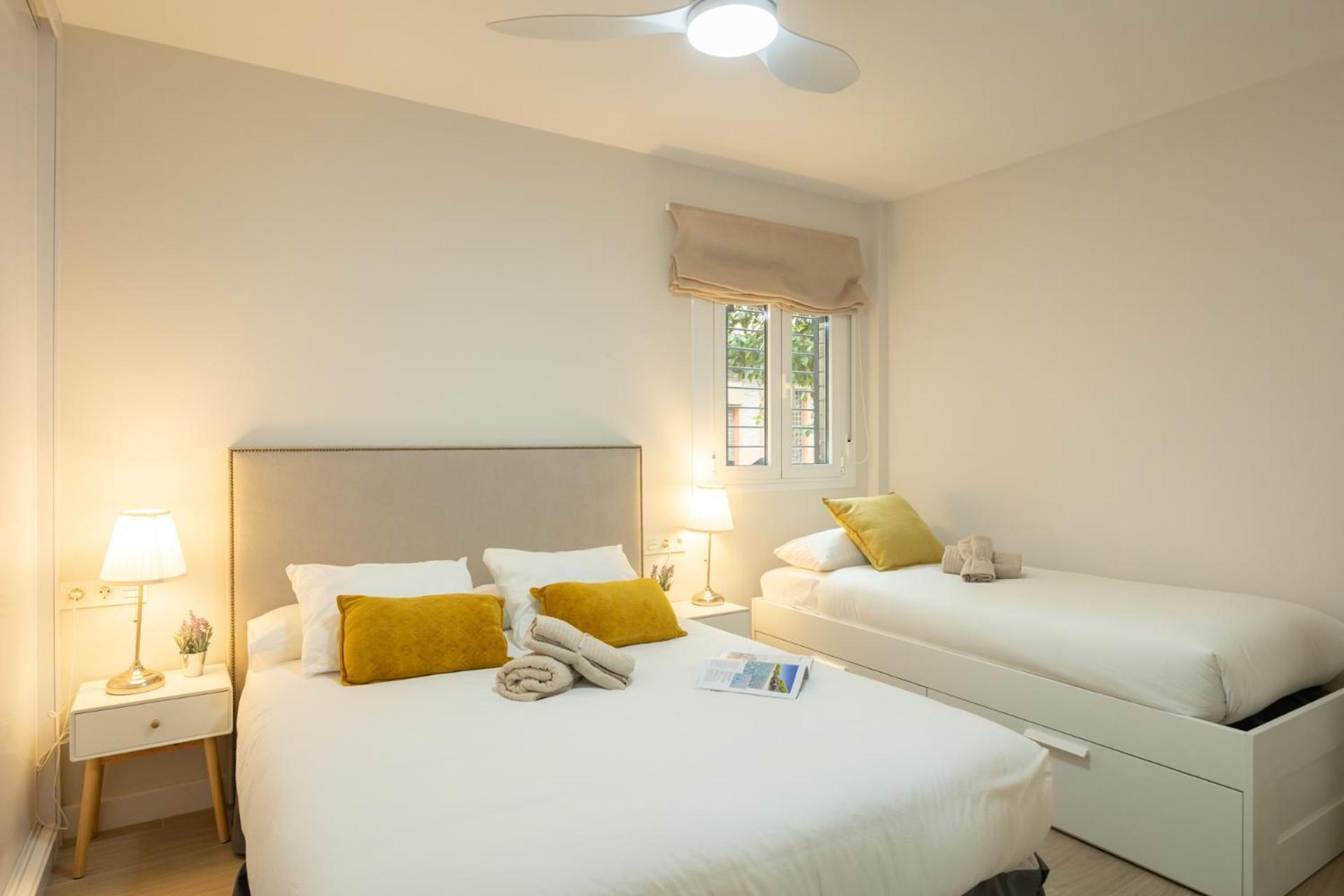 Charming Apartment With Private Patio At Plaza De Espana By Ocityzen Seville Exterior photo